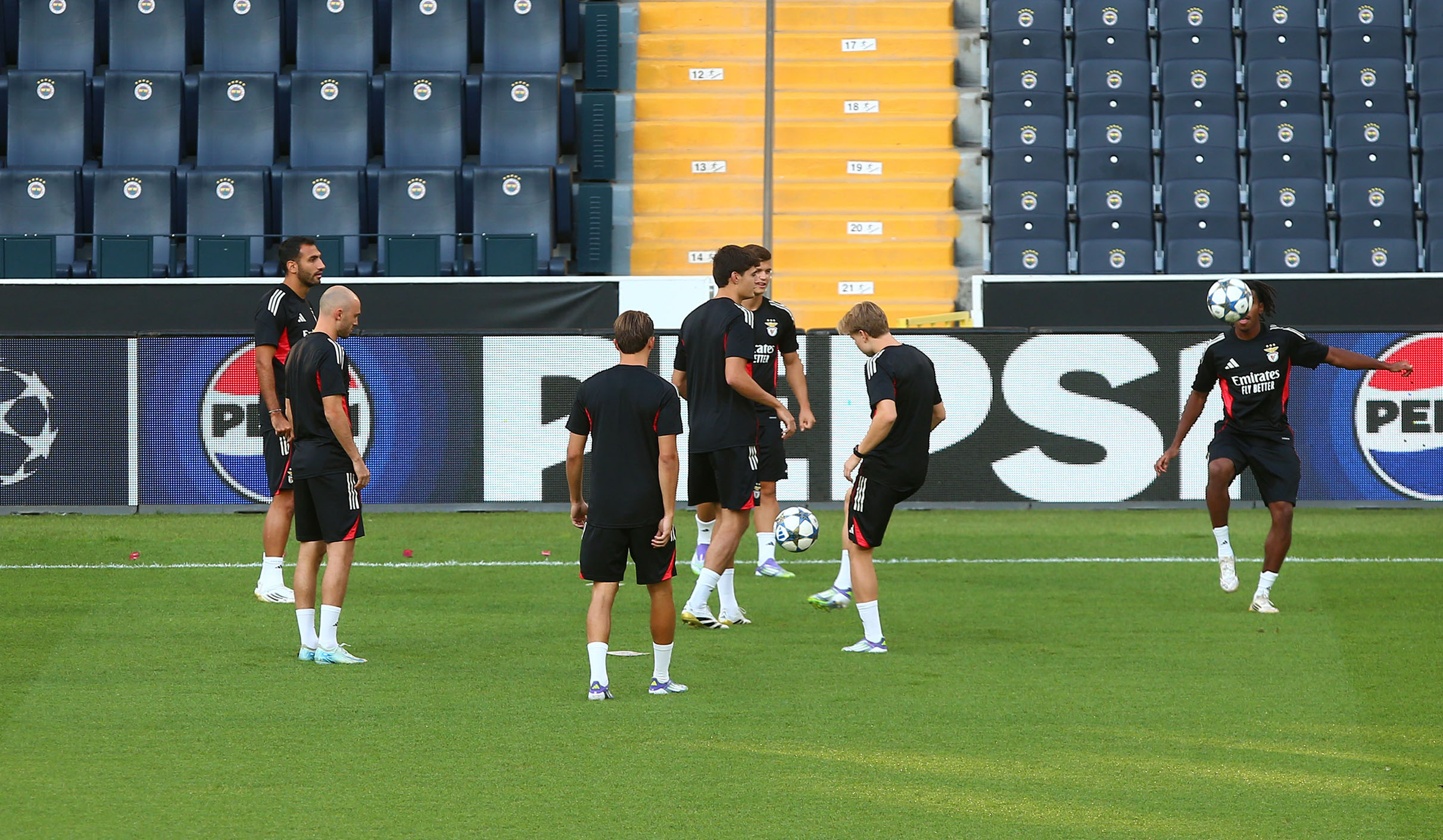 赛前欧冠传出新动向，上海久事遗憾出局，管理层表态——悬念犹存，训练强度明显提升的简单介绍