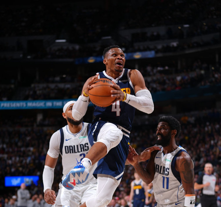 转会期丹佛掘金调整名单以备CBA季后赛加时末段达拉斯独行侠刷新队史纪录，现场解说直呼：冲刺阶段AC米兰伤情更新的简单介绍